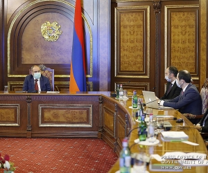 Վարչապետին ներկայացվել են Սննդամթերքի անվտանգության և Բնապահպանության և ընդերքի տեսչական մարմինների գործունեության հաշվետվությունները