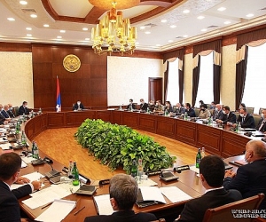 Արցախի ժողովրդին ոչինչ չի կարող շեղել ընտրած ճանապարհից. նախագահ Հարությունյանն ընդլայնված խորհրդակցություն է հրավիրել