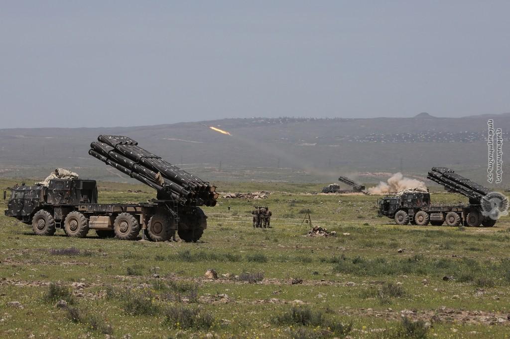 Вооруженные силы РА вынуждены применить виды вооружения большого радиуса поражения – Минобороны