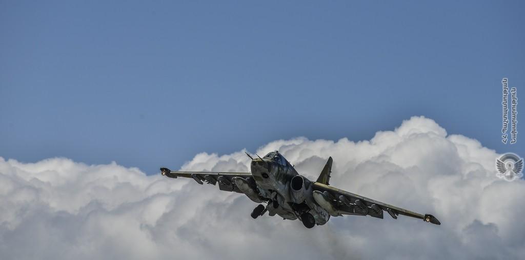 Армия обороны сбила 5 самолетов и 3 вертолета противника