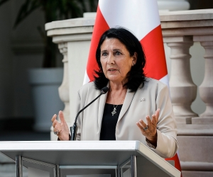 Georgian President Proposes Karabakh Peace Talks in Tbilisi