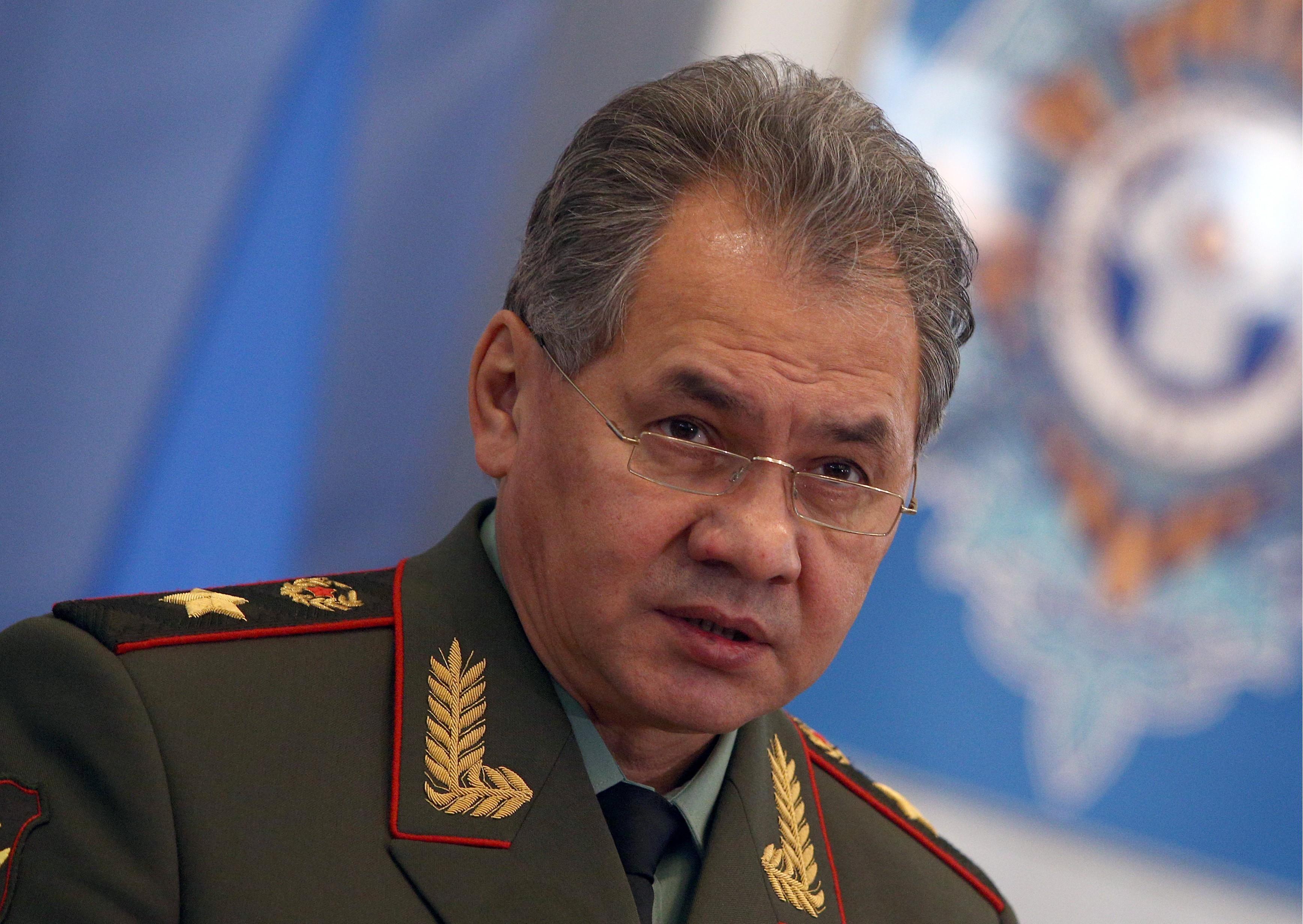Russian Defense Minister Calls on Armenia, Azerbaijan to Respect Ceasefire Obligations