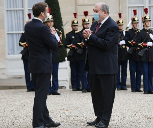 Armenian, French Presidents Meet In Paris to Discuss Karabakh Conflict