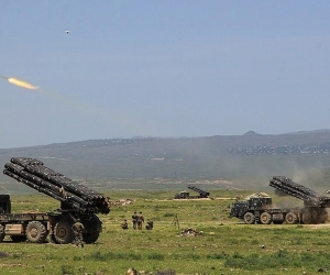 Artsakh Defense Army Launches Heavy Artillery Barrage on Azerbaijani Advance in South