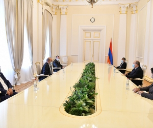 Նախագահ Արմեն Սարգսյանն ընդունել է «Ազգային օրակարգ» կուսակցության ներկայացուցիչներին