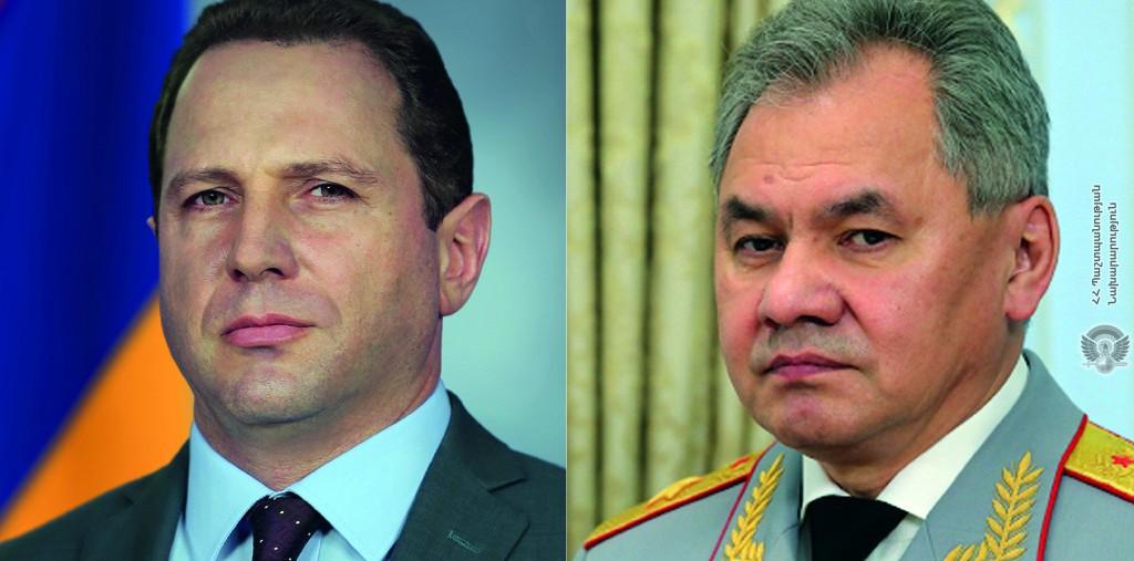 Armenian, Russian Defense Ministers Discuss Peacekeepers in Karabakh