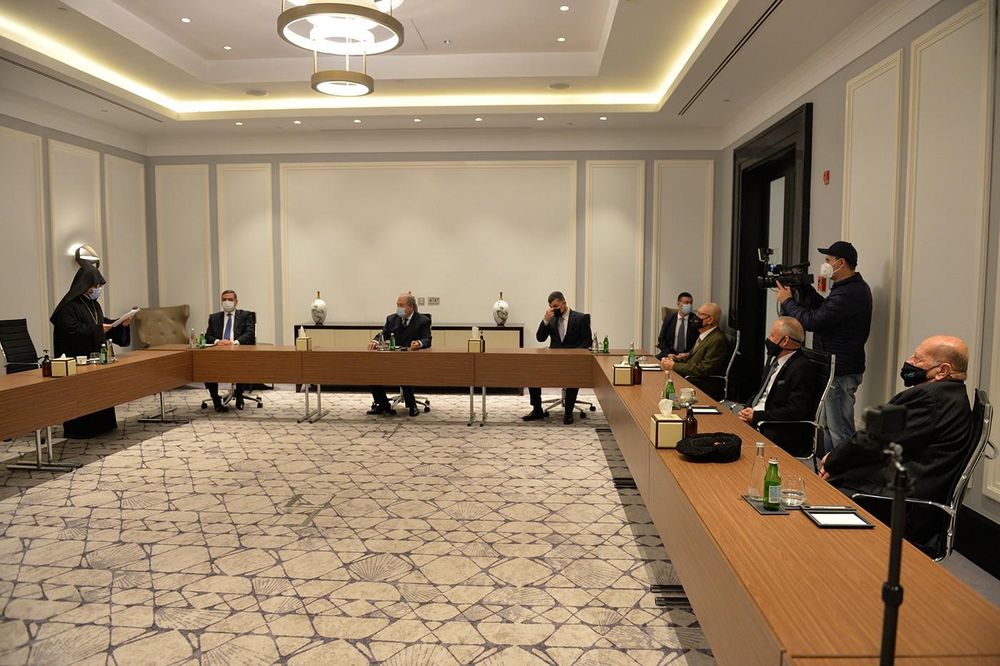 Արմեն Սարգսյանը հանդիպել է Հորդանանի հայ համայնքի ներկայացուցիչներին