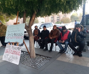 Yerevan: Five on Hunger Strike, Demanding Pashinyan’s Resignation