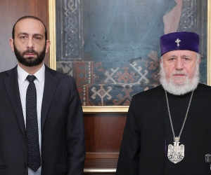 Armenian Parliament Speaker, Catholicos Garegin II Meet