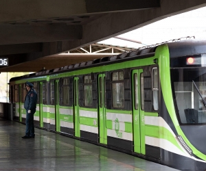 Protesters Shut Down Yerevan Metro