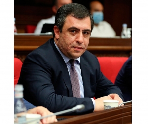 Արամ Խաչատրյանը վայր է դրել պատգամավորական իր մանդատը