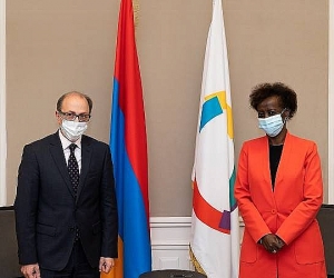 Armenian Foreign Minister and Secretary General of the La Francophonie Meet in Paris