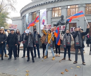 Оппозиция проводит шествие на проспекте Маштоца