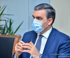 Арман Татоян находится в Москве по вопросу возвращения пленных
