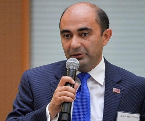 Էդմոն Մարուքյան. «Վարչապետի կողմից հոդվածներով հարցերին պատասխանելն ընդունելի չի կարող համարվել»