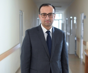Torosyan Appointed Pashinyan's Chief of Staff, New Health Minister Has Pharmaceutical Business Background