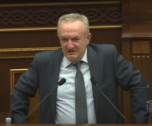 Minister Highlights  Education, Science Problems in Post-War Armenia
