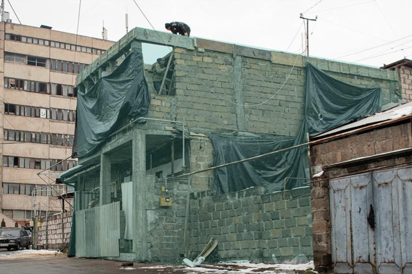 Uphill Battle: Yerevan Residents Fight Illegal Construction During Artsakh War
