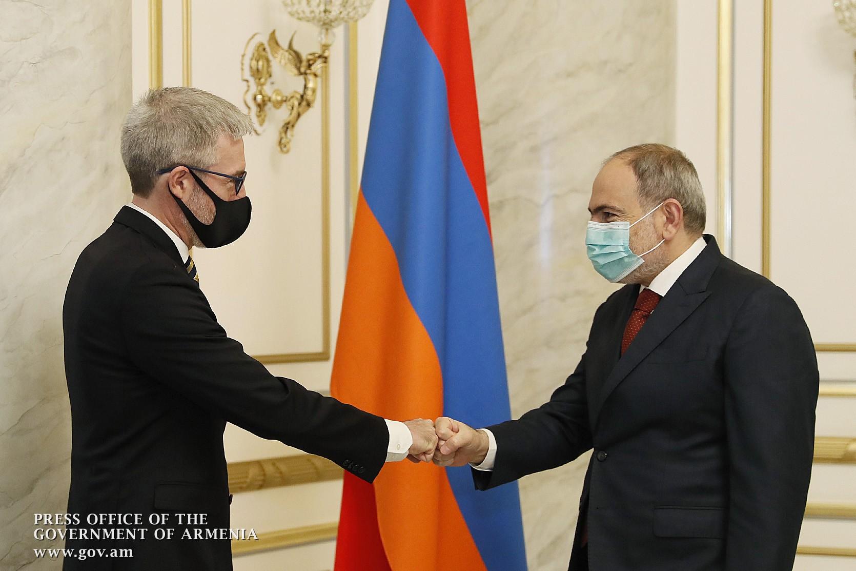 Armenian Prime Minister, Swedish Ambassador Discuss Reform Agenda