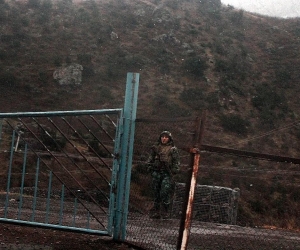 Armenian Human Rights Defender Says Azerbaijani Troops/Flags in Syunik Must Go