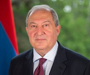 Armenian President Calls on Pashinyan Supporters/Opponents to Show Restraint
