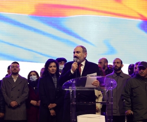 Pashinyan Accuses Serzh Sargsyan of Manipulating Army Generals