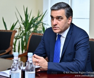 ՄԻՊ․ «ԱԺ պատուհաններից հրազենի բացահայտ ցուցադրությունը անվտանգության անհամարժեք միջոց է առկա իրավիճակում»