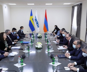 Armenian Foreign Minister Tells Visiting OSCE Chairperson-in-Office that Karabakh Ceasefire Leaves Core Issues Unresolved