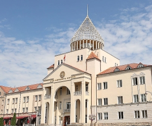 Artsakh Parliament Recognizes Russian as "Official Language"