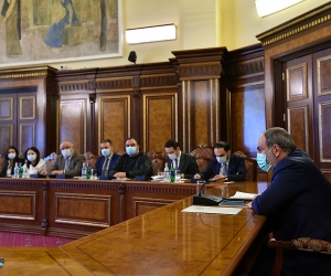 Armenian Prime Minister Calls for Increased Safety Inspections as Covid-19 Infection Rate Rises