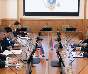 Վահրամ Դումանյանը և Ռուսաստանի ԳԲԿ նախարար Վալերի Ֆալկովը քննարկել են երկկողմ համագործակցության հարցեր