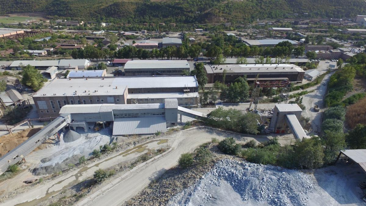 Հանքարդյունաբերողը հայտնում է, որ Շահումյանի հանքավայրում ջրցան եւ բեռնաբարձիչ մեքենաներն արդեն աշխատում են