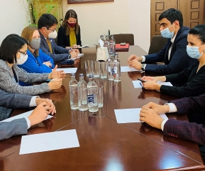 U.S. Ambassador Emphasizes U.S.-Armenia Partnerships During Trip to Syunik Region