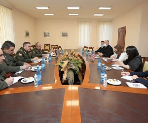 ԶՈՒ ԳՇ պետն ընդունել է ԱՄՆ դեսպանին