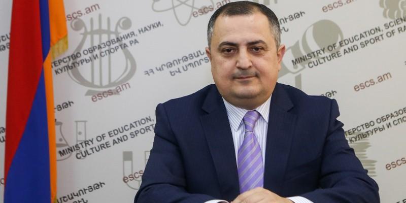 Կարեն Գիլոյանը հանդիպել է Ըմբշամարտի համաշխարհային միության ղեկավար Նենադ Լալովիչի հետ