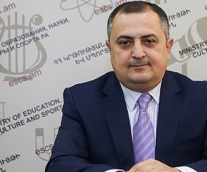 Կարեն Գիլոյանը հանդիպել է Ըմբշամարտի համաշխարհային միության ղեկավար Նենադ Լալովիչի հետ