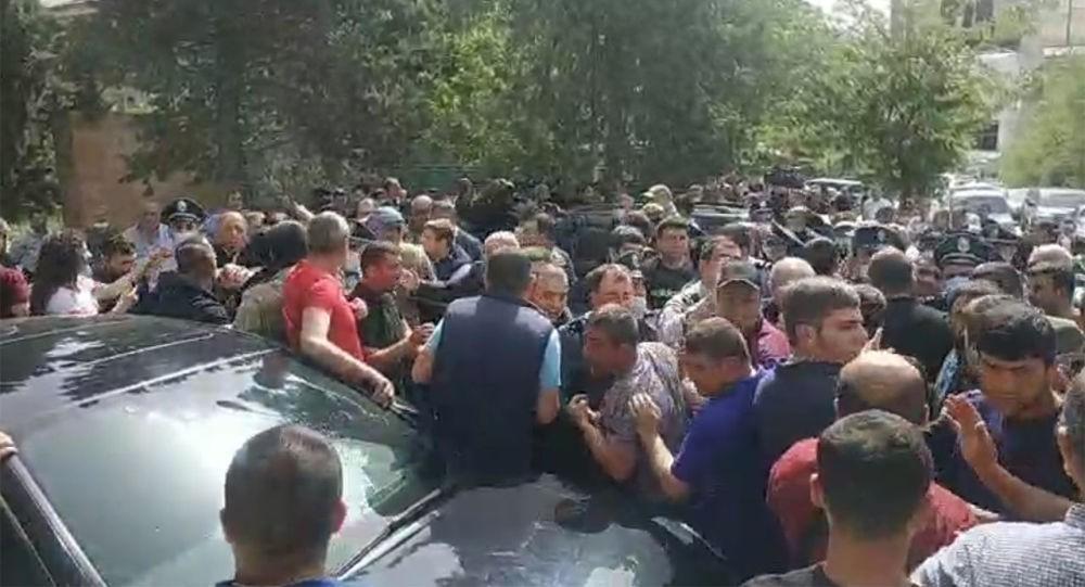 Դատախազությունը բողոքարկել է Սյունիքում բողոքի ակցիաների դեպքերով 13 անձի խափանման միջոցի վերաբերյալ որոշումը