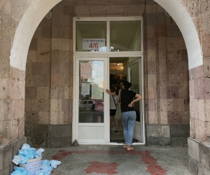 Առանց հավատարմագրման դիտորդ՝ 4/6 ընտրատեղամասում