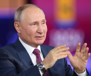 Putin Says People of Nagorno Karabakh Cannot Live in "Constant Anxiety"