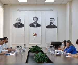 ARF Supreme Body Members and U.S. Ambassasdor Discuss Political Developments