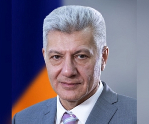 Pashinyan Sacks Deputy Defense Minister Suren Sahakyan