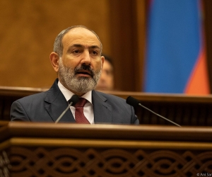Փաշինյանը չի պատասխանում եռակողմ հայտարարության փախստականների կետի վերաբերյալ հարցերին