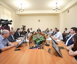 ԱԺ պաշտպանության եւ անվտանգության հարցերի մշտական հանձնաժողովը կրկին չընտրեց նախագահի տեղակալ