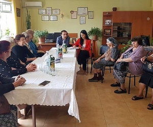 Արցախի ՄԻՊ-ը հանդիպել է տեղահանված միայնակ տարեցներին