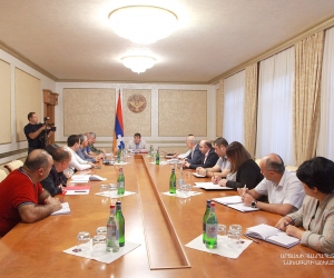 Artsakh President Plans to Raise State Salaries, Pensions by 20%
