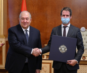 Armenian President Thanks Outgoing French Ambassador for Strengthening Ties