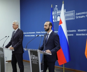 Armenian, Slovak Foreign Ministers Stress Need to Strengthen Relations
