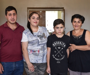 «Էնտեղ լավ էր. Քարվաճառը որ ազատագրեն, էլի հետ կգնանք»