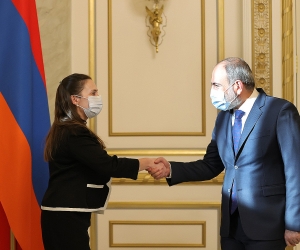 Армения - сияющая звезда демократии в регионе: содокладчик ПАСЕ премьер-министру Пашиняну