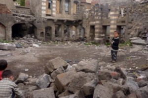 Diyarbekir's Kurdish Mayor - "We welcome back all former residents"